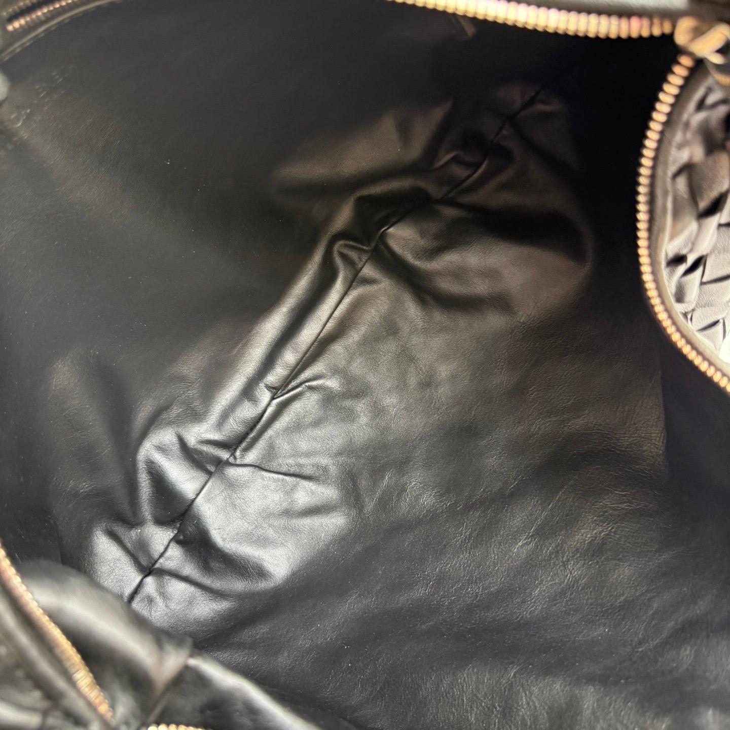 Bottega Veneta Jodie Small Cuir d'agneau Noir A Silver Hardware en vente 10