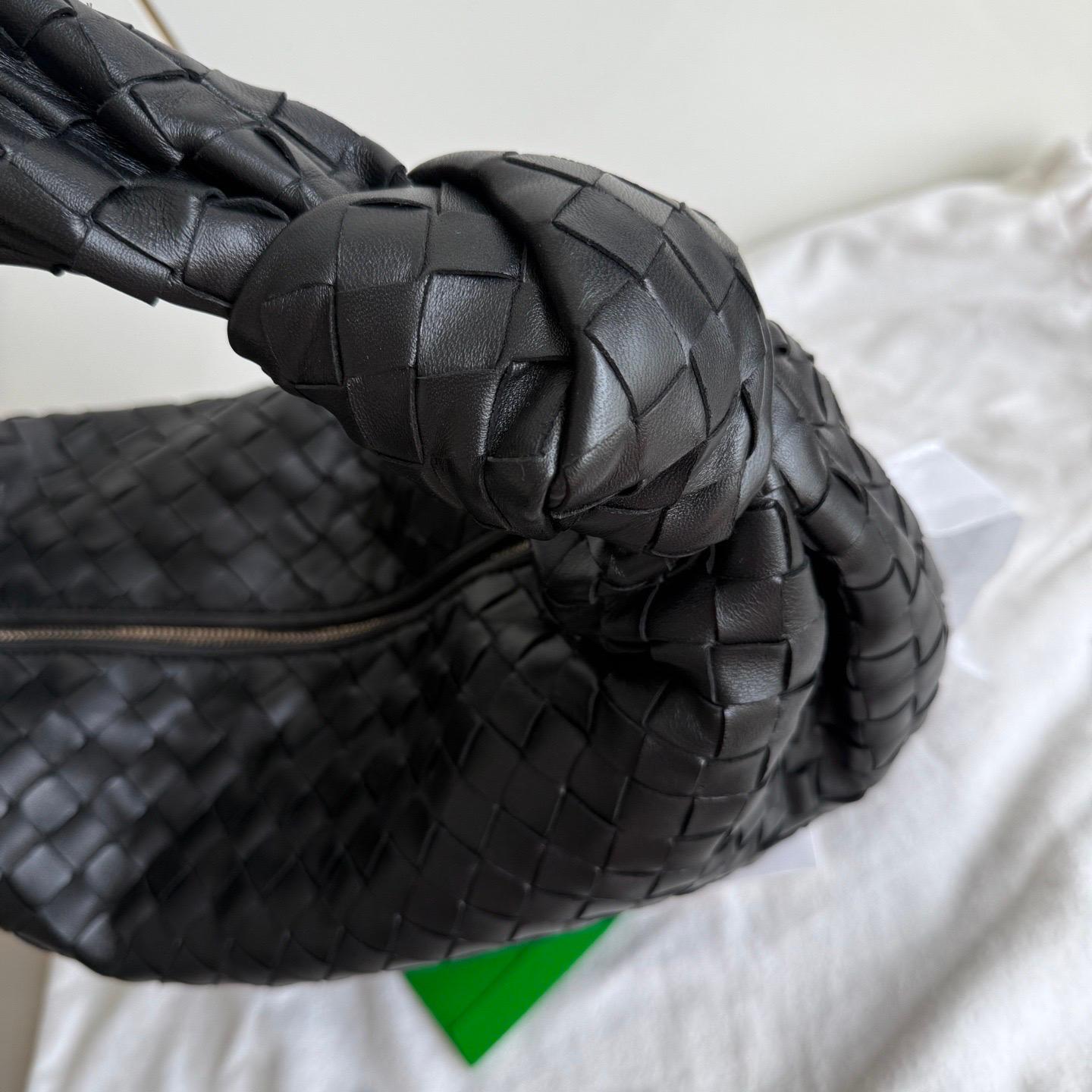 Bottega Veneta Jodie Small Cuir d'agneau Noir A Silver Hardware en vente 5