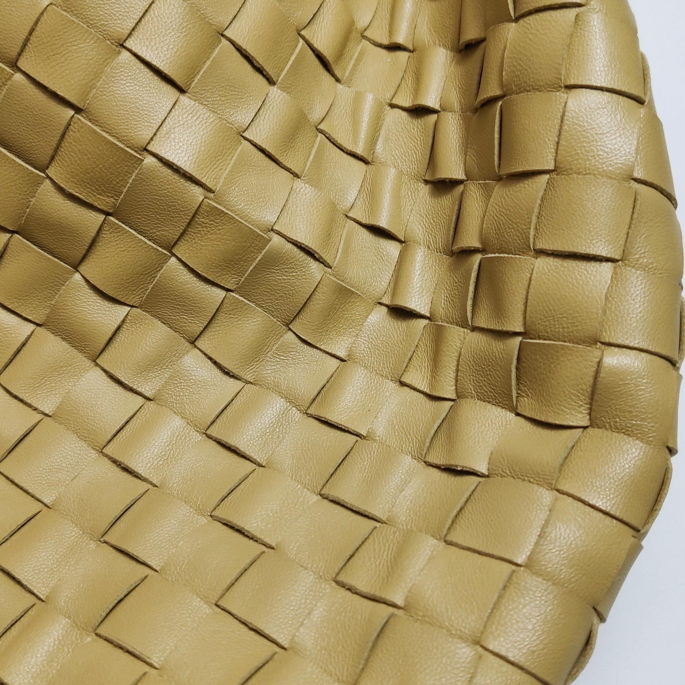 Bottega Veneta Jodie Small Lambskin Leather Tapioca Soft Yellow 36cm For Sale 6