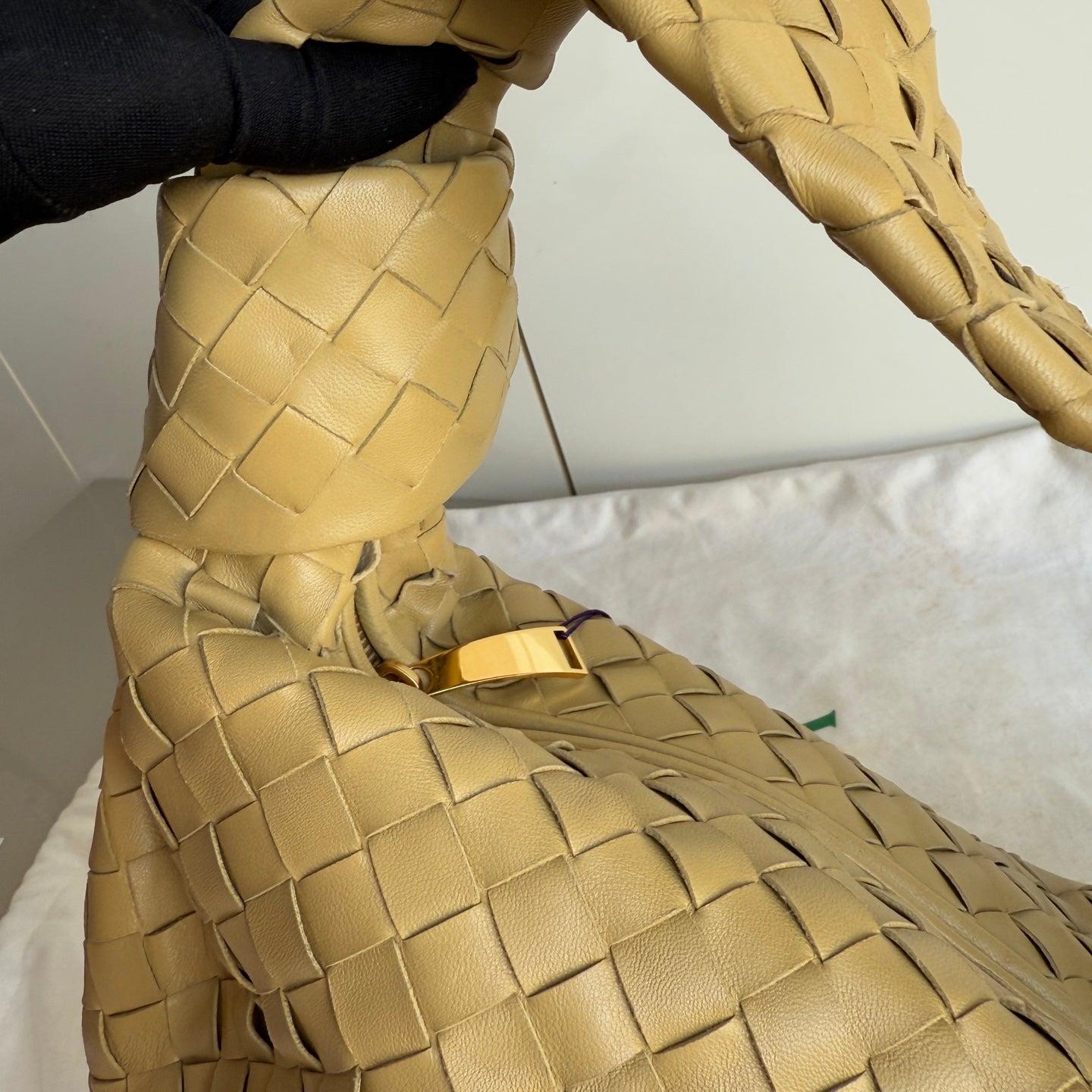 Bottega Veneta Jodie Small Lambskin Leather Tapioca Soft Yellow 36cm For Sale 8