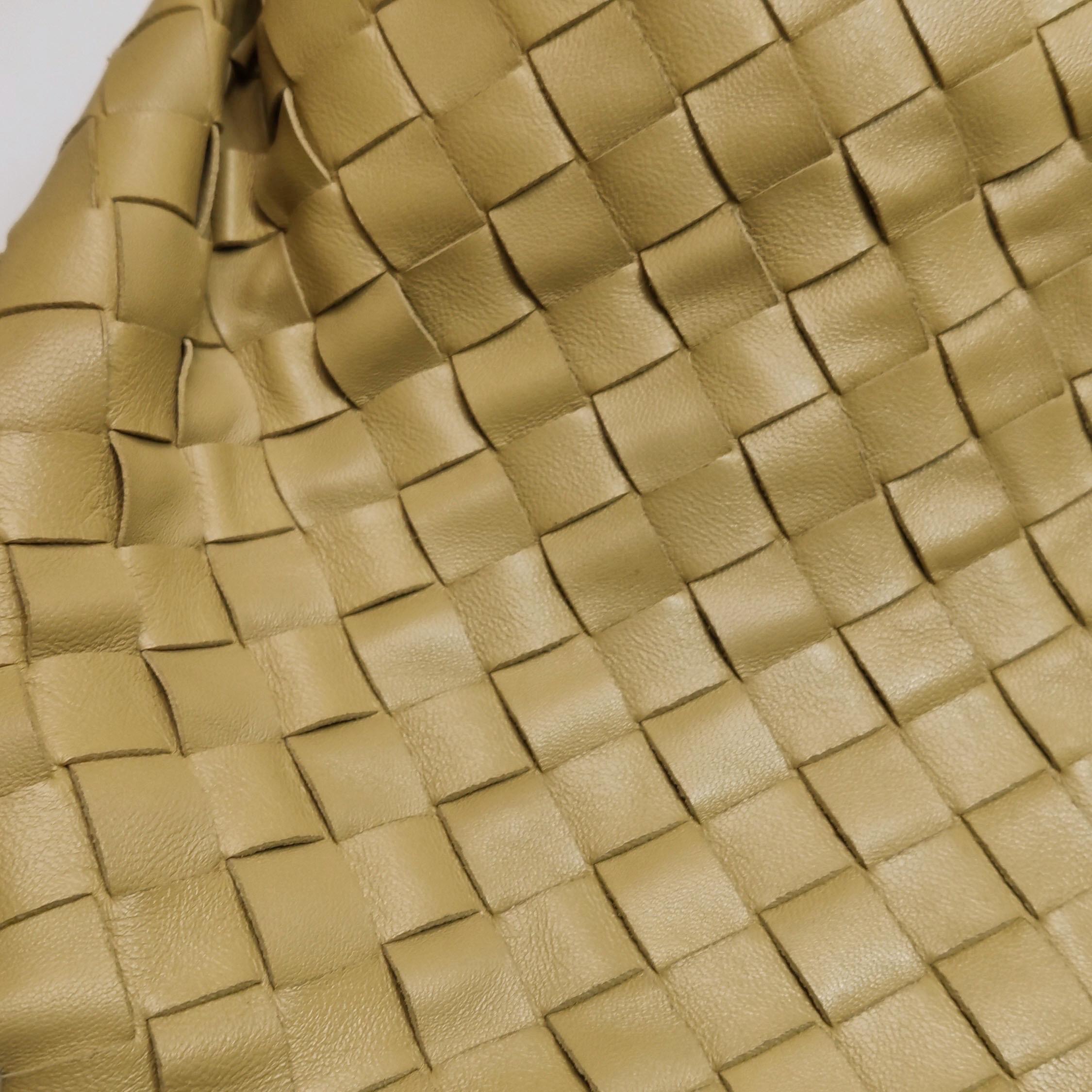 Bottega Veneta Jodie Small Lambskin Leather Tapioca Soft Yellow 36cm For Sale 5