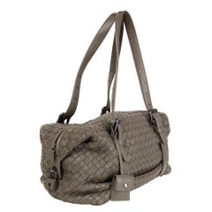 BOTTEGA VENETA khaki green INTRECCIATO leather MONTAIGNE Shoulder Bag