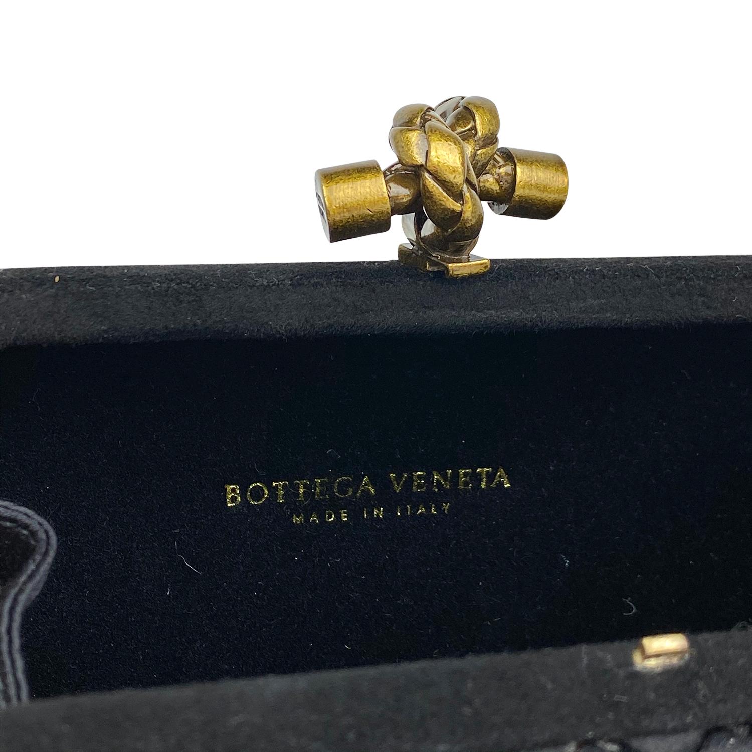 Women's Bottega Veneta Knot Clutch For Sale