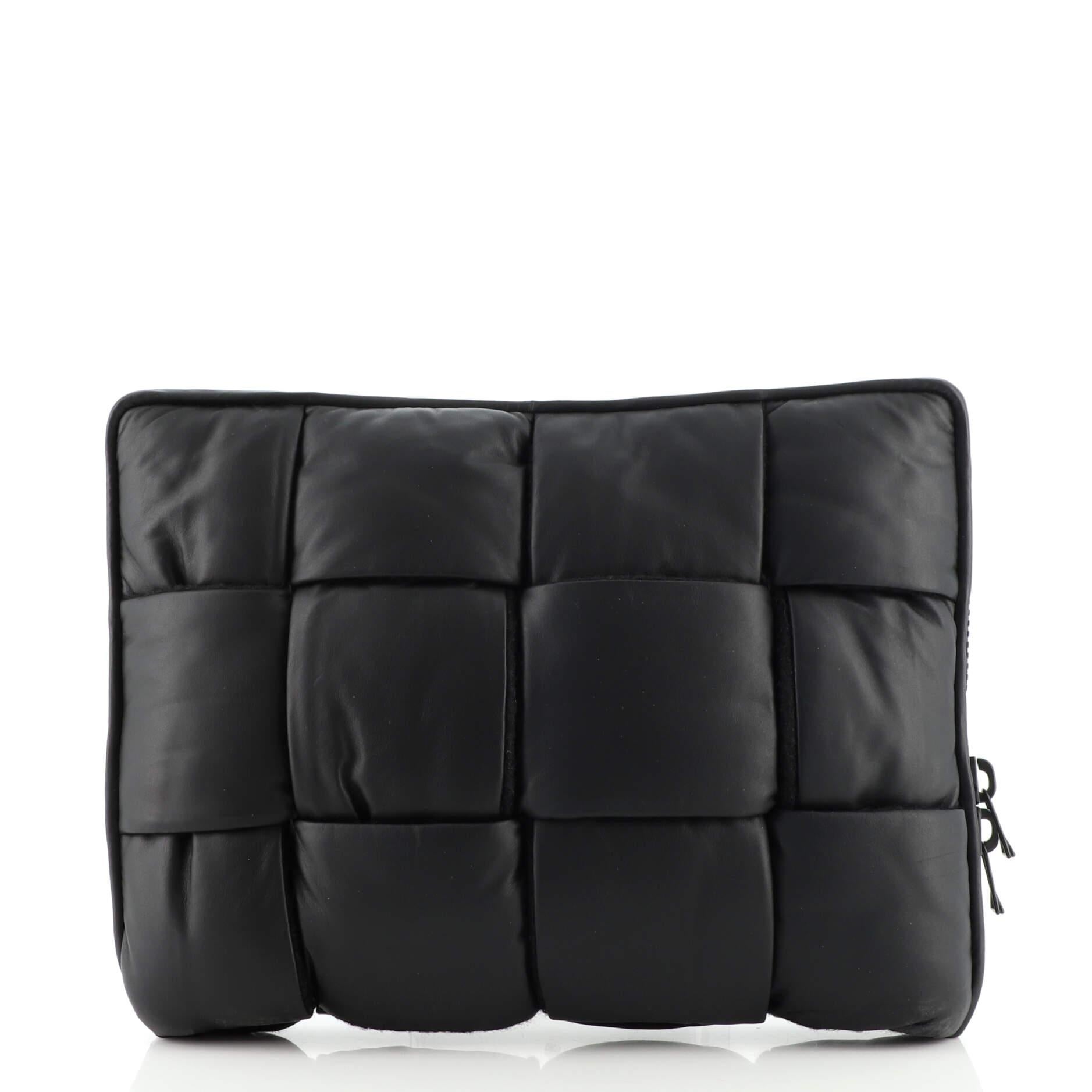 Women's or Men's Bottega Veneta Laptop Pouch Padded Maxi Intrecciato Leather