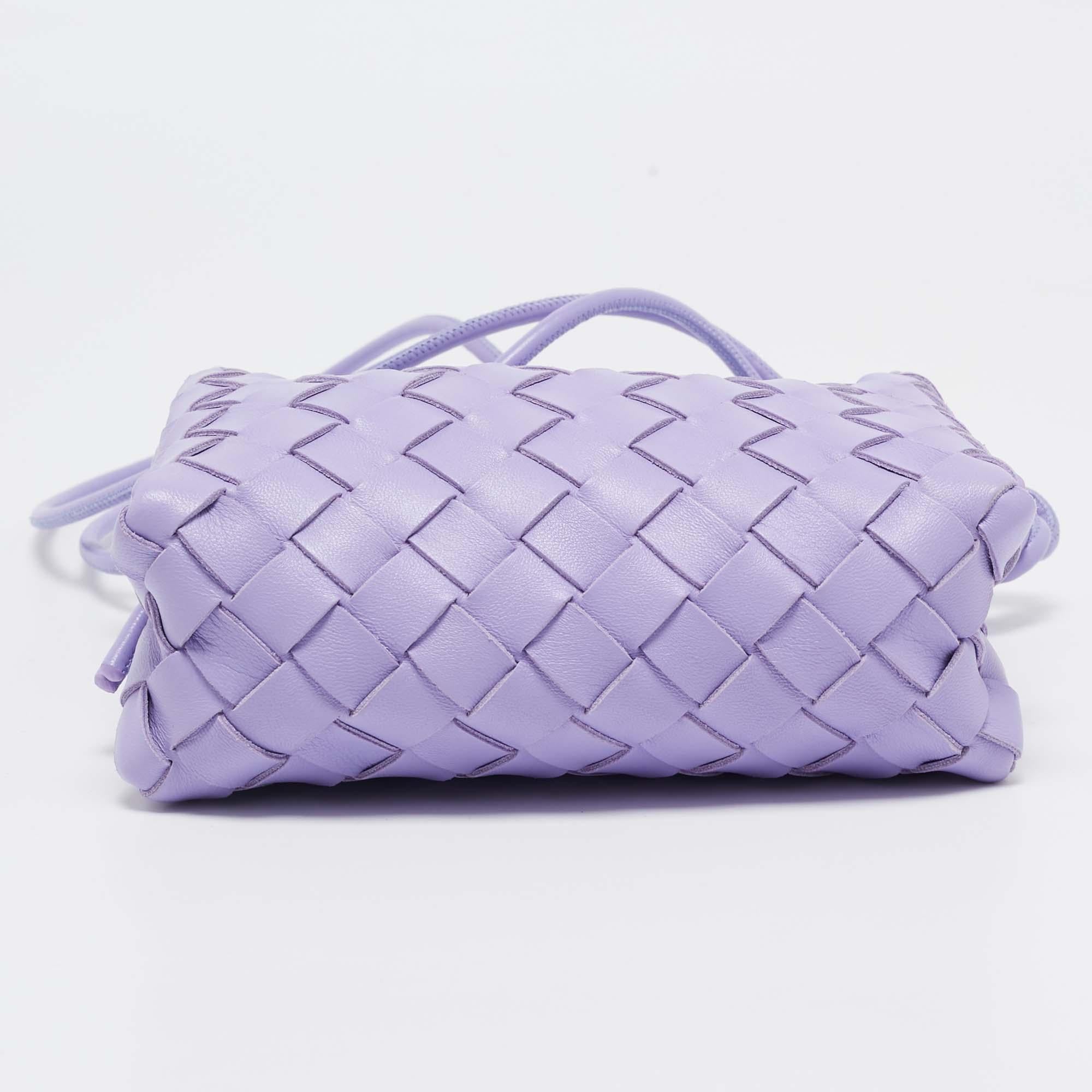 Bottega Veneta Lavander Intrecciato Leather Mini Loop Camera Crossbody Bag For Sale 1