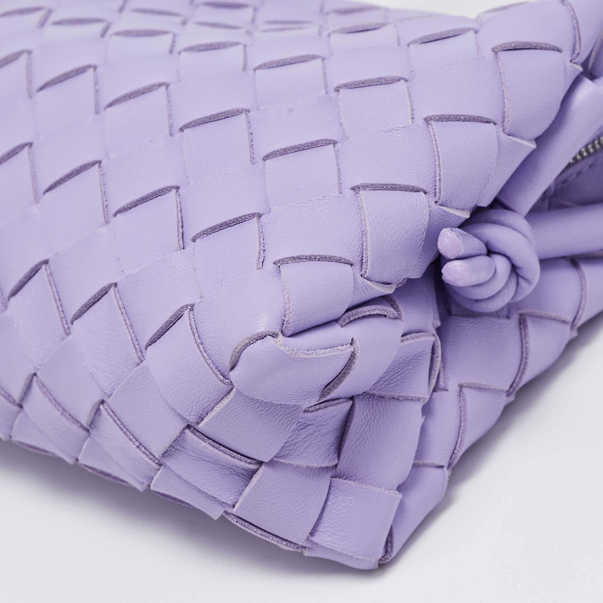 Bottega Veneta Lavander Intrecciato Leather Mini Loop Camera Crossbody Bag For Sale 4