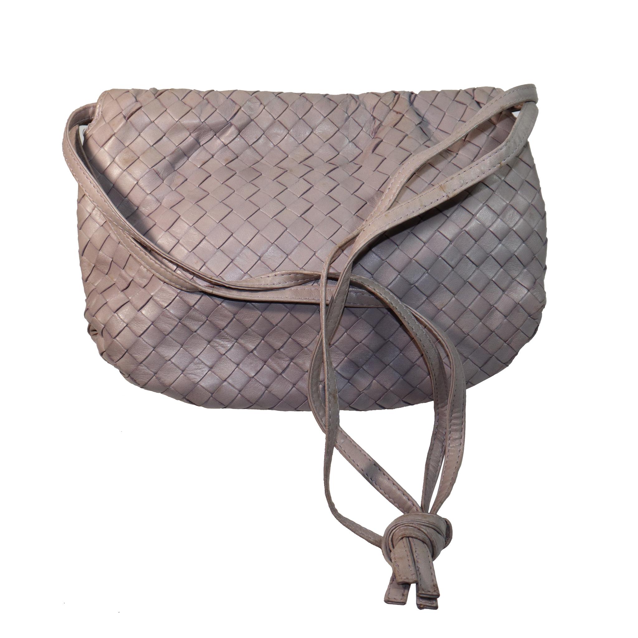 Bottega Veneta Lavender Classic Woven Handbang W/ Strap 

Measurements:

Height - 9.5 inches 
Width - 14.5 inches 
Height with Strap - 28.5 inches 