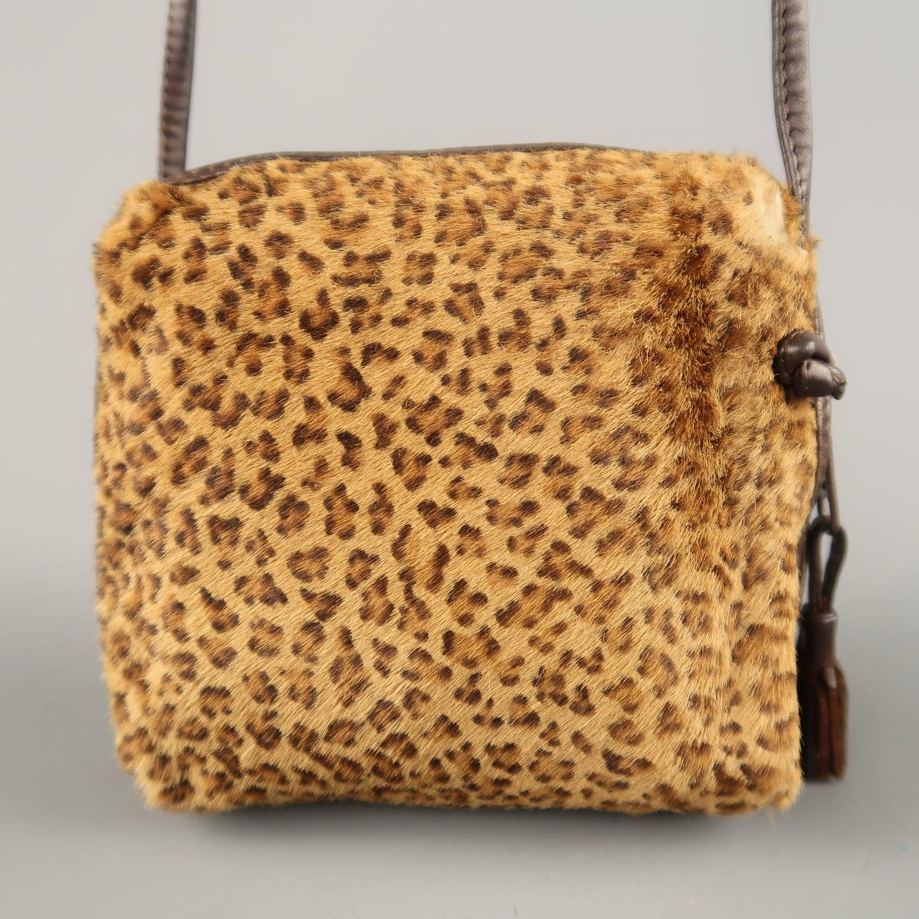 BOTTEGA VENETA Leopard Pony Haar Mini Cross Body Handtasche im Angebot 1