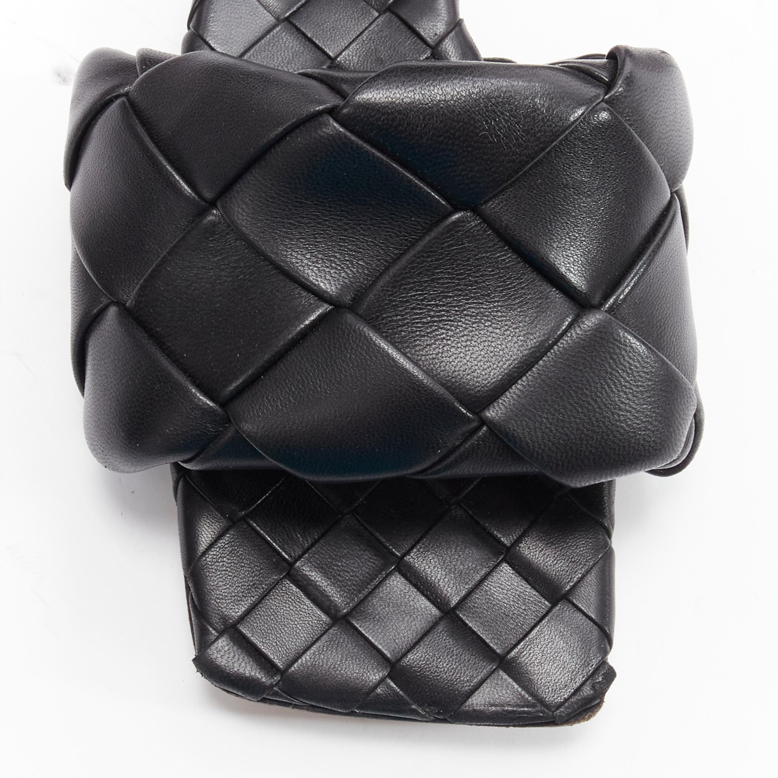 Women's BOTTEGA VENETA Lido black intrecciato maxi woven leather flat sandals EU37 For Sale