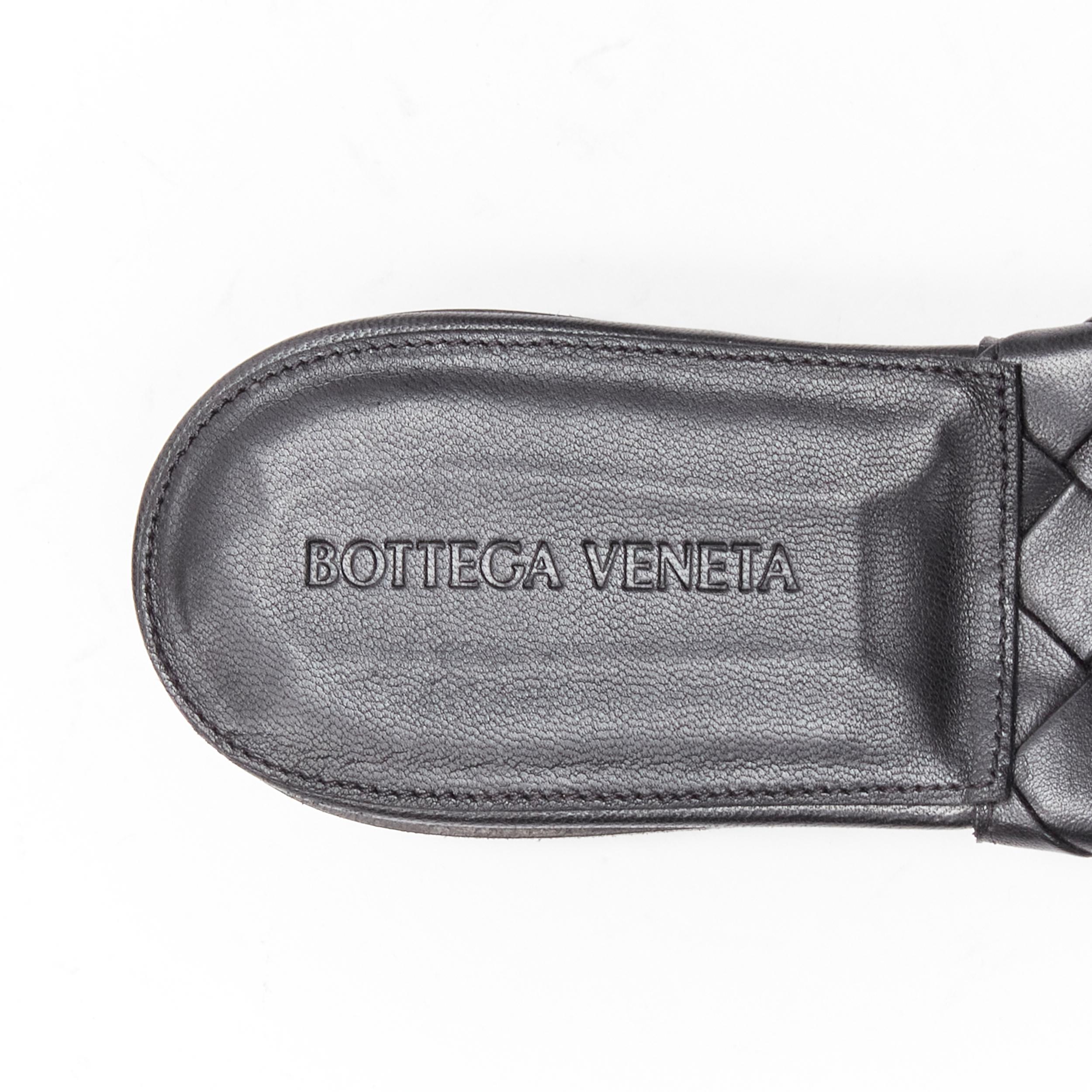 BOTTEGA VENETA Lido black padded Intrecciato woven square toe slides EU38.5 For Sale 3