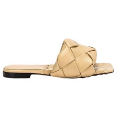 Bottega Veneta Sandales plates Lido en porridge Taille 38