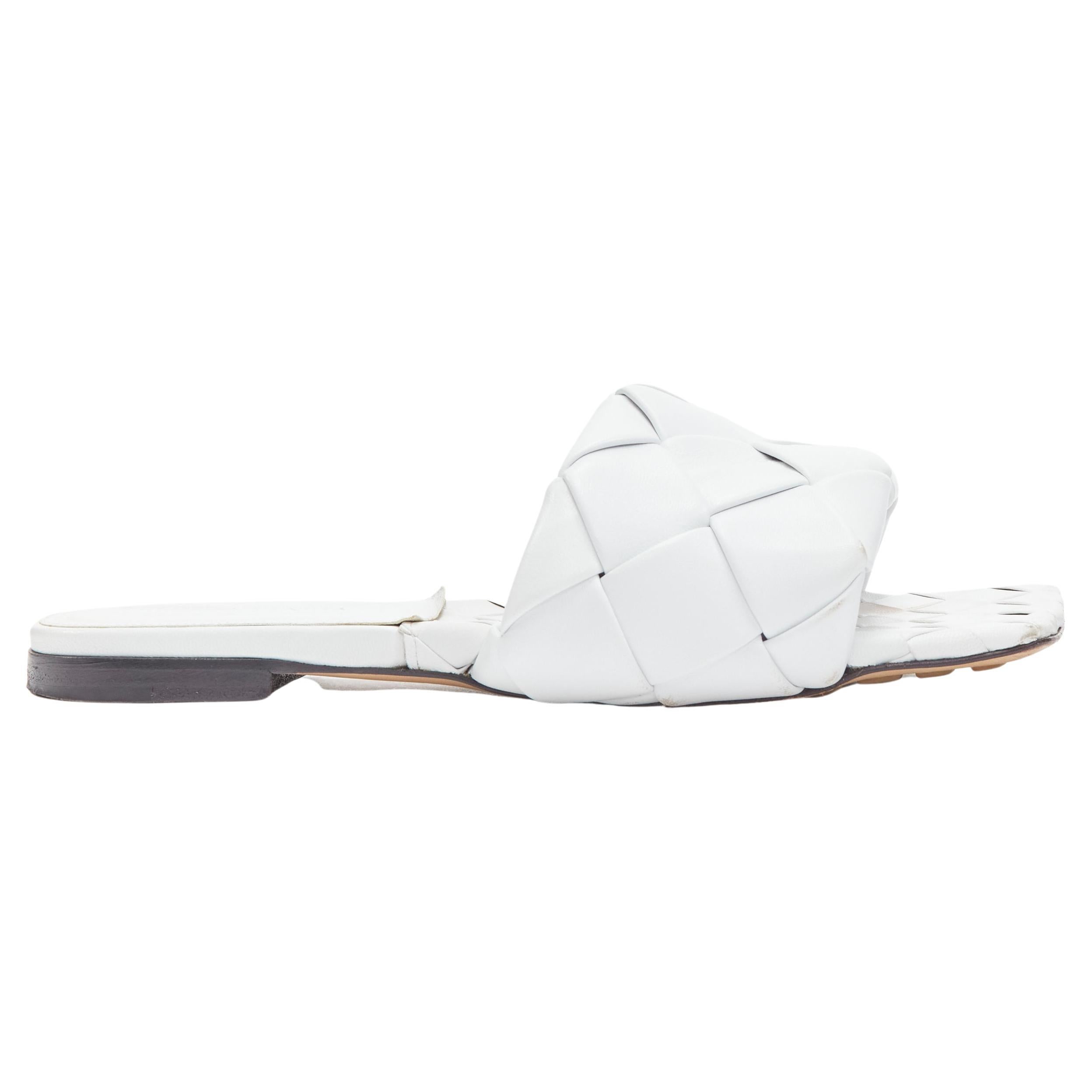 BOTTEGA VENETA Lido maxi intrecciato woven leather padded flat sandals EU37 For Sale