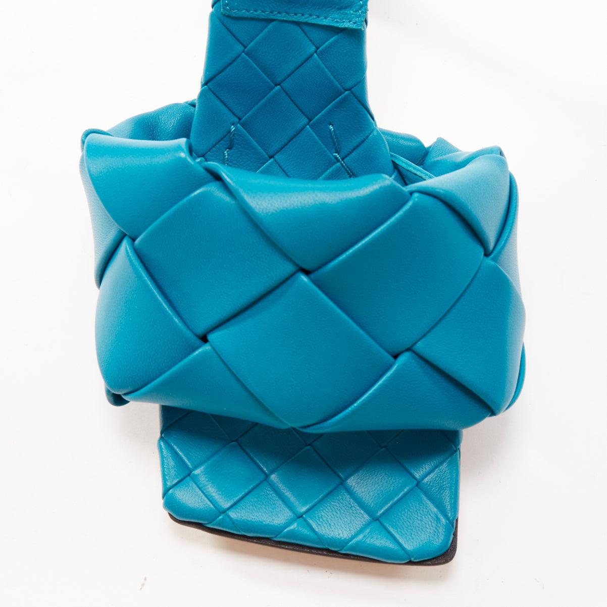 BOTTEGA VENETA Lido Maxi Intrecciato mules à talon bobine en cuir tressé EU36 en vente 1