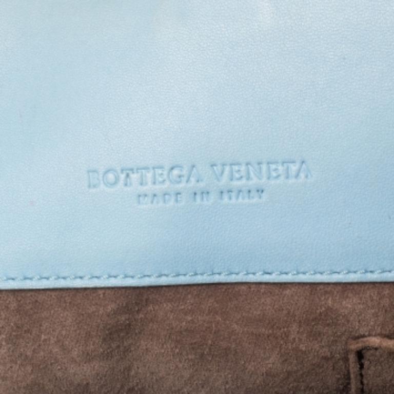 Bottega Veneta Light Blue Intrecciato Leather Medium Olimpia Shoulder Bag In Fair Condition In Dubai, Al Qouz 2