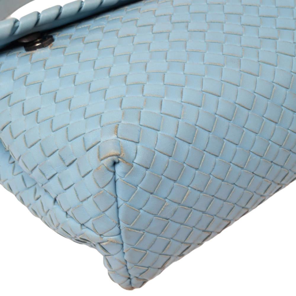 Bottega Veneta Light Blue Intrecciato Leather Medium Olimpia Shoulder Bag For Sale 2