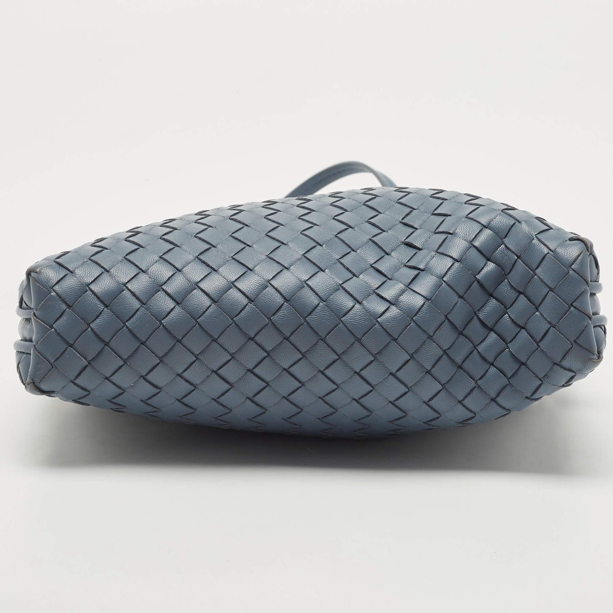 BOTTEGAVENETA leather INTRECCIATO Purse Black x blue