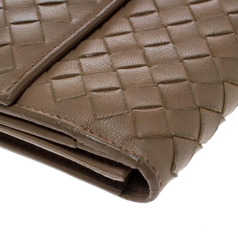 Bottega Veneta Light Brown Intrecciato Leather Wallet 1