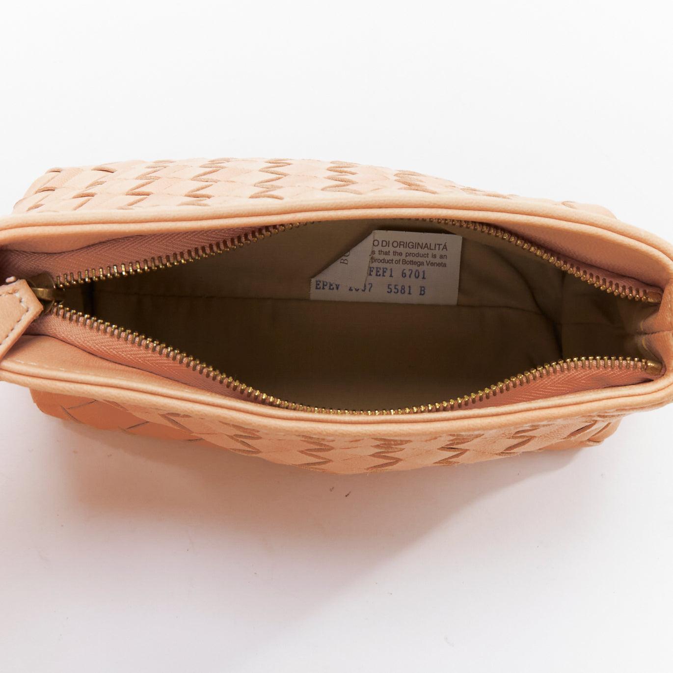 BOTTEGA VENETA light nude intrecciato leather woven zip pouch 3