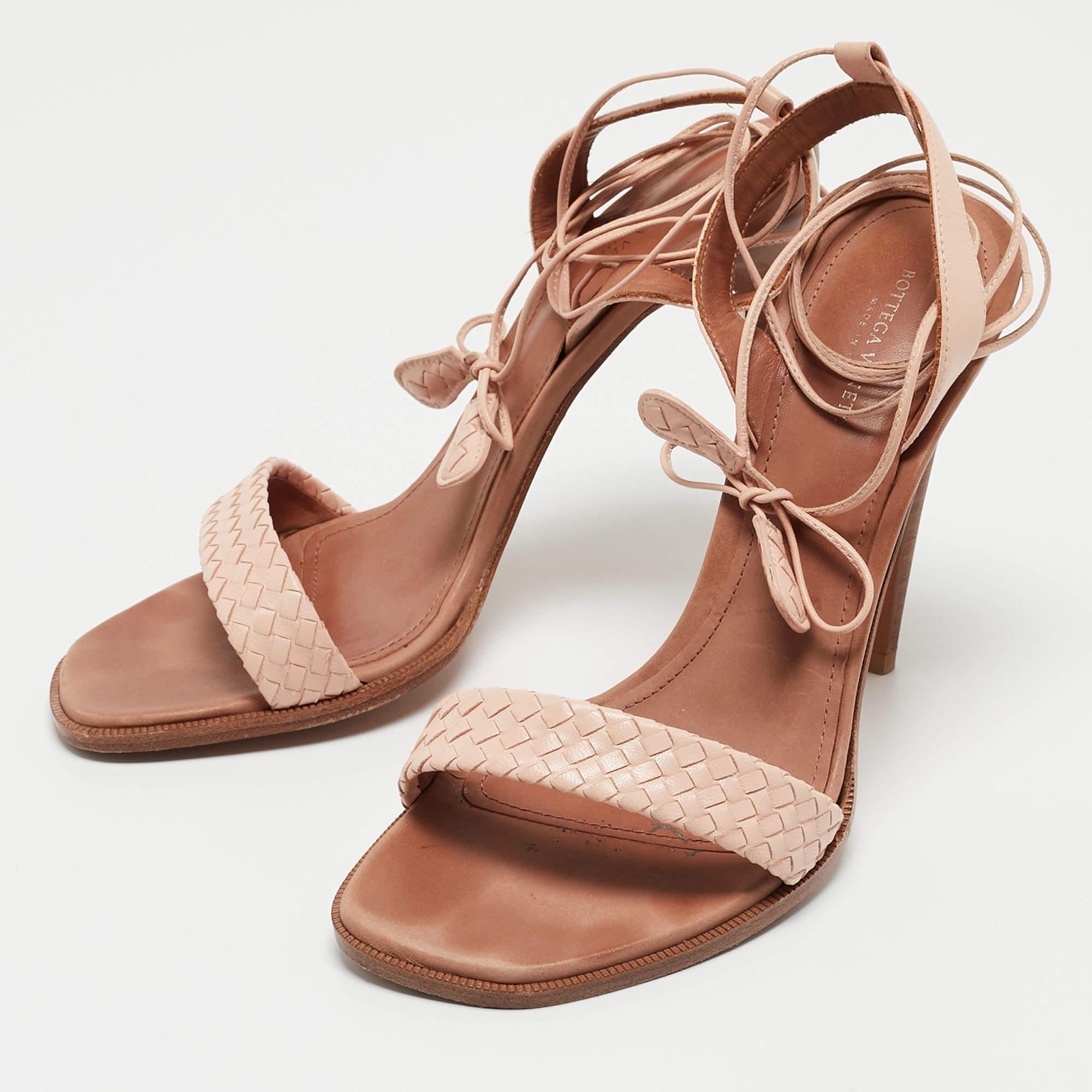 Women's Bottega Veneta Light Pink Leather Ankle Tie Sandals Size 38.5