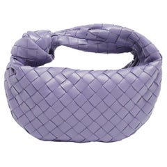 Flieder Leder-Mini-BV Jodie-Tasche von Bottega Veneta