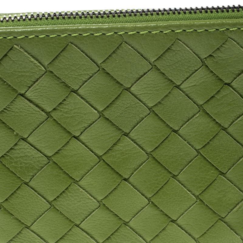 Bottega Veneta Lime Green Intrecciato Leather Cosmetic Pouch Damen
