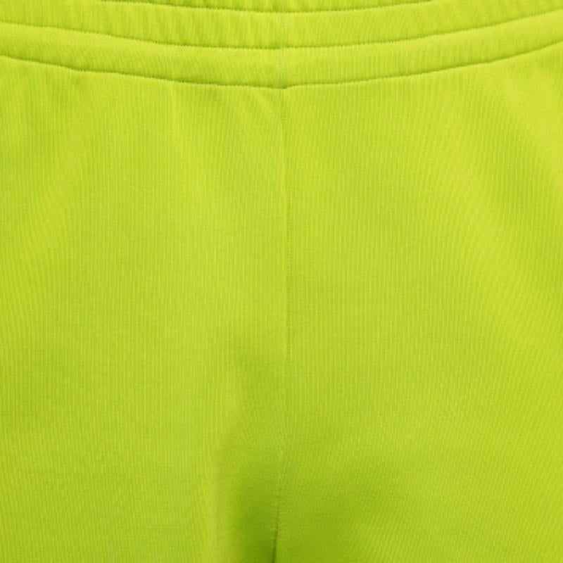 Bottega Veneta Lime Green Synthetic Shorts M In Good Condition For Sale In Dubai, Al Qouz 2