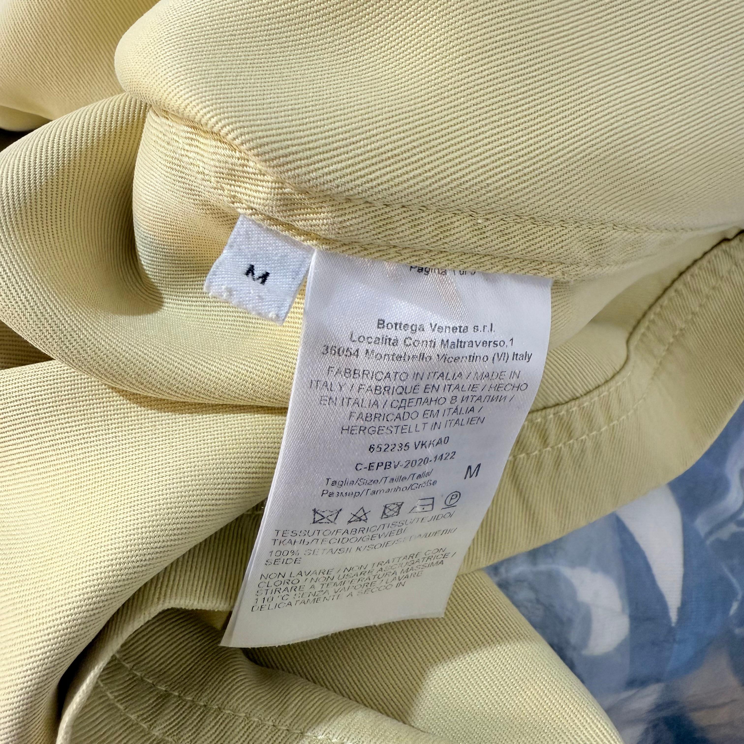 Chemisier en soie Bottega Veneta Lime Taille M Pour femmes en vente
