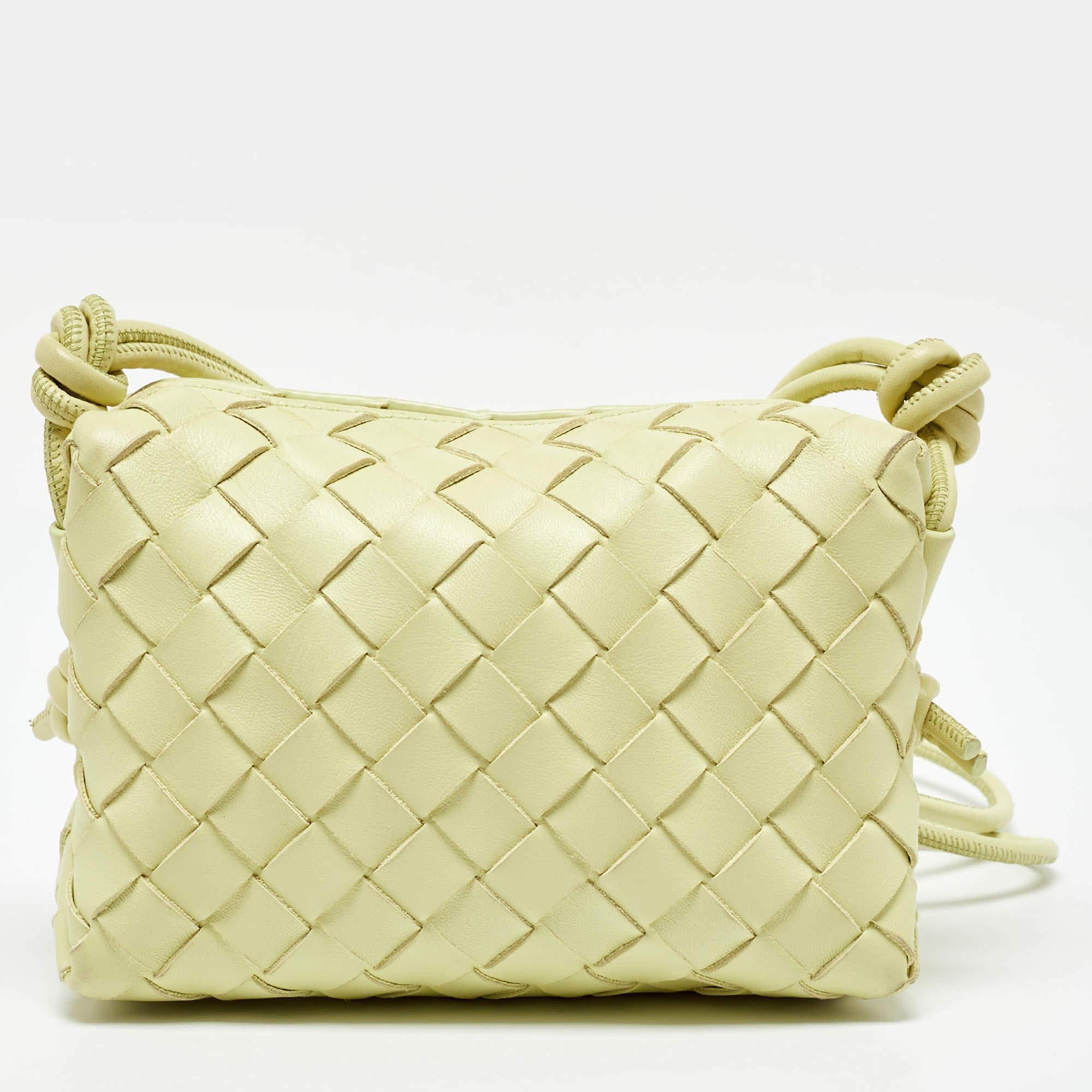 Bottega Veneta Lime Yellow Intrecciato Leather Mini Loop Camera Bag In Good Condition In Dubai, Al Qouz 2