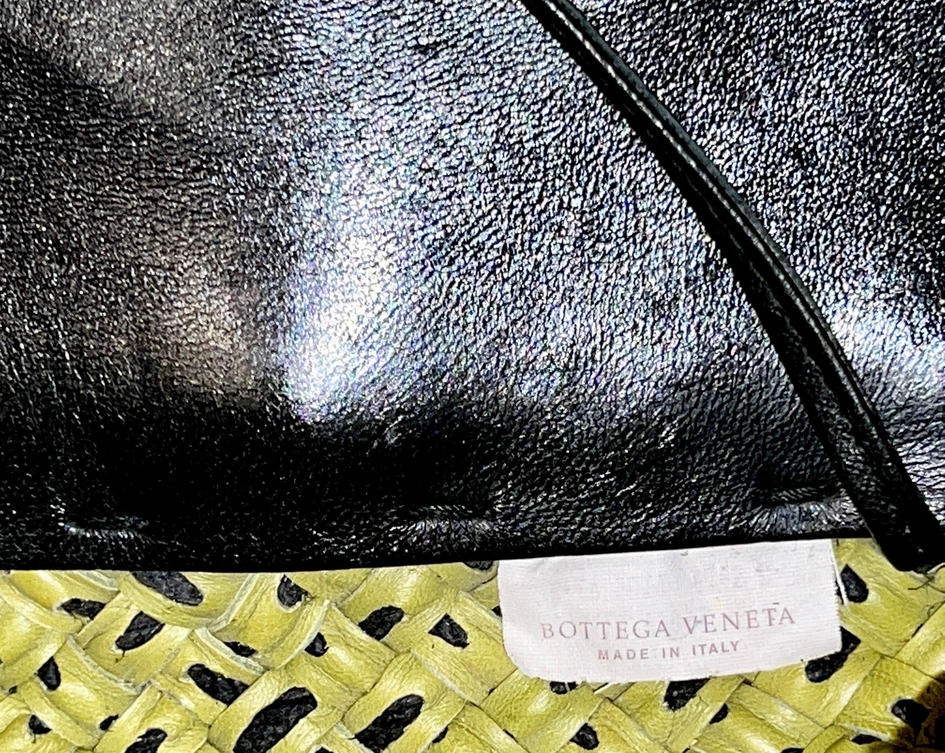 BOTTEGA VENETA - Grand sac fourre-tout porté épaule « Cabat » tissé en édition limitée  en vente 12