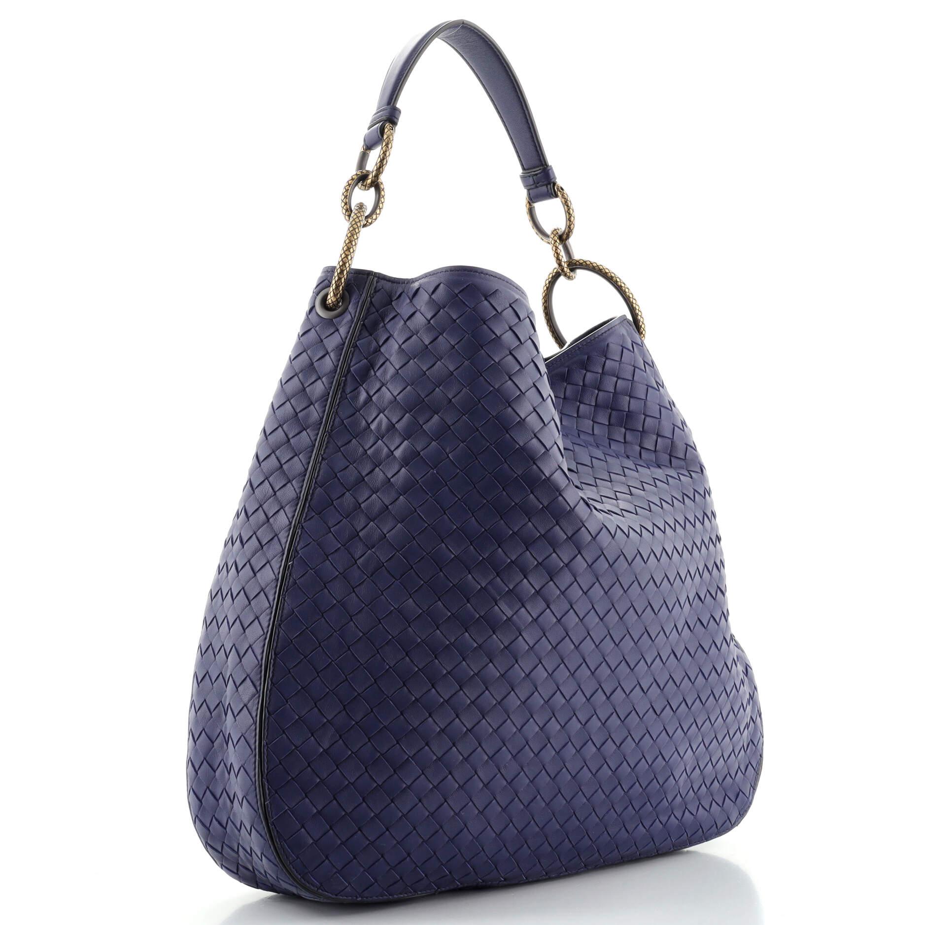 Große Intrecciato Nappa-Umhängetasche mit Schleife von Bottega Veneta (Violett)