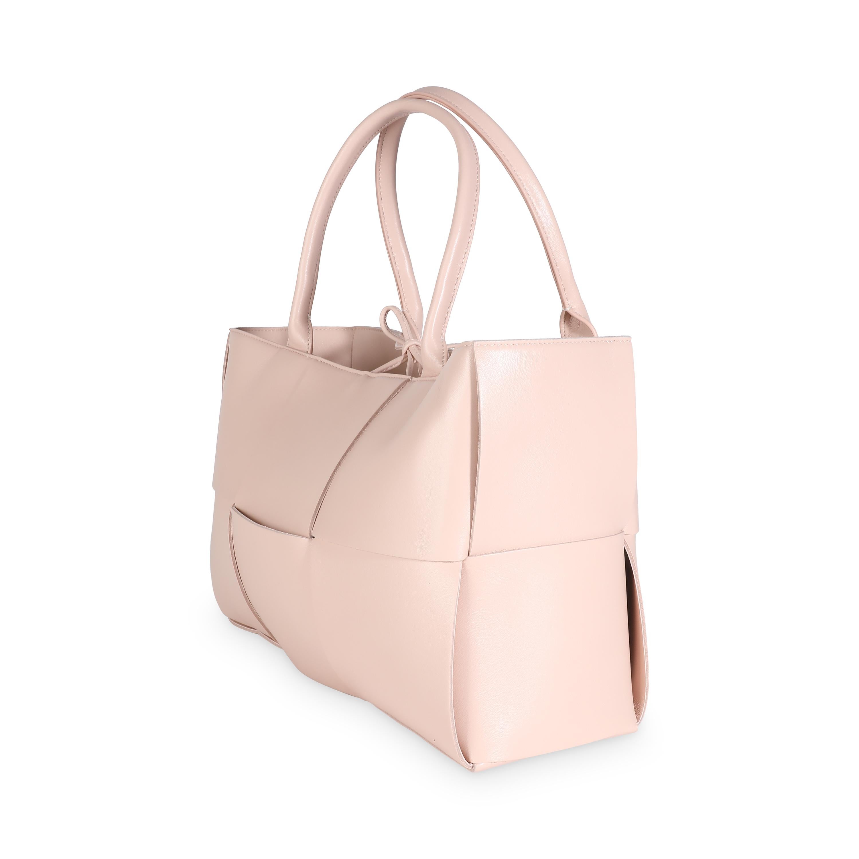 Bottega Veneta Bolso Arco Loto Napa Intrecciato en Excelente Estado en New York, NY