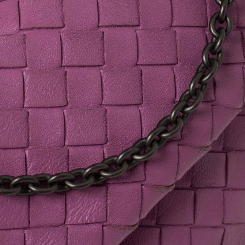 Women's Bottega Veneta Magenta Intrecciato Leather Flap Chain Shoulder Bag
