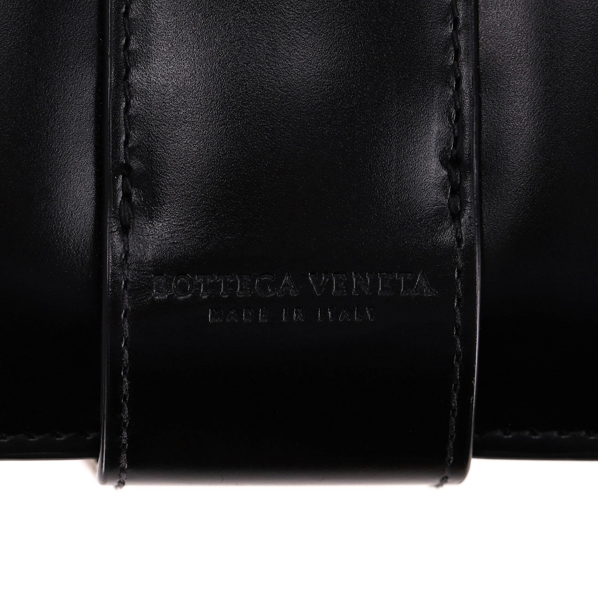 Bottega Veneta - Sac à bandoulière en cuir Marie en vente 2