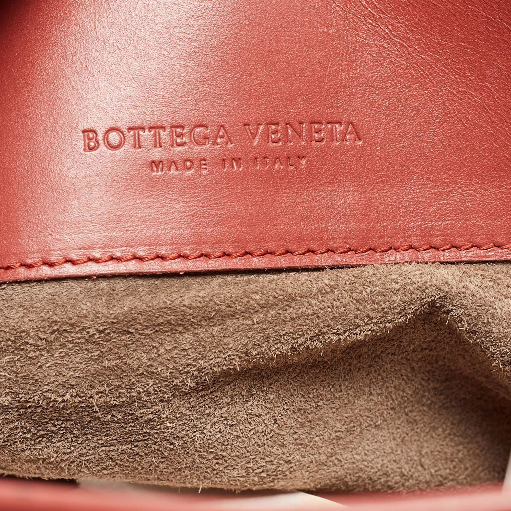 Bottega Veneta Maroon Intrecciato Leather Medium Roma Tote For Sale 10