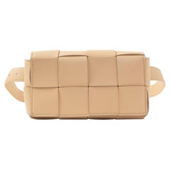 Bottega Veneta Marsupio Cassette Small Beige