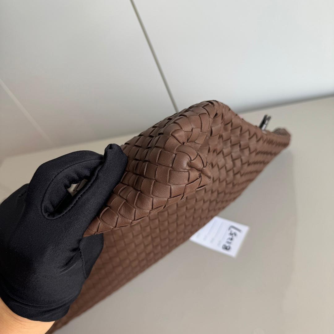 Bottega Veneta Maxi Convertible Tote Bag Chocolate Brown Leather 50cm 5