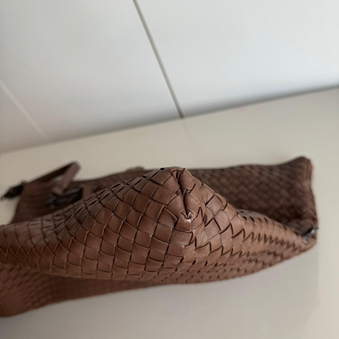 Bottega Veneta Maxi Convertible Tote Bag Chocolate Brown Leather 50cm 3