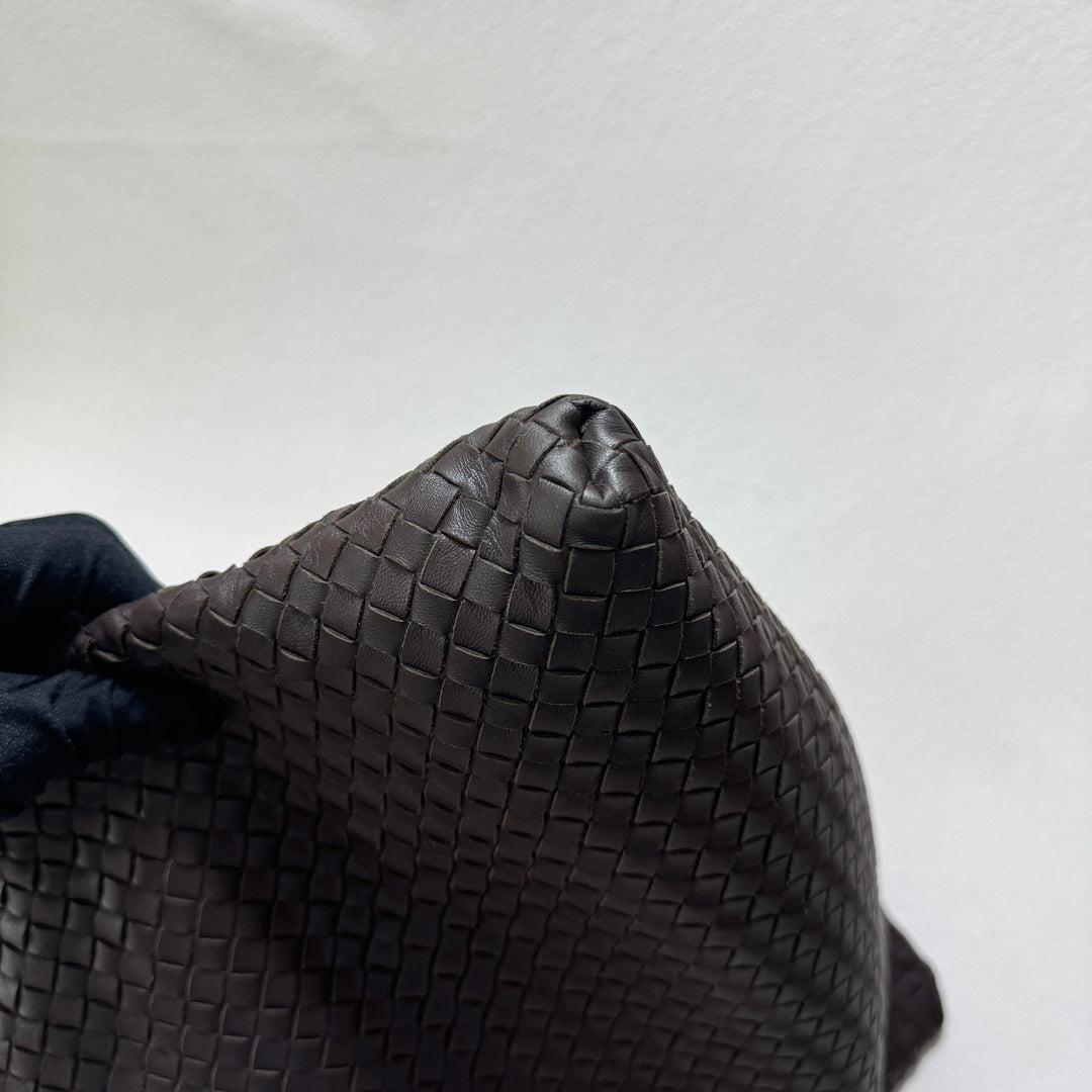 Bottega Veneta Maxi Convertible Tote Bag Dark Brown Leather Two-way Carry 50cm In Excellent Condition In AUBERVILLIERS, FR