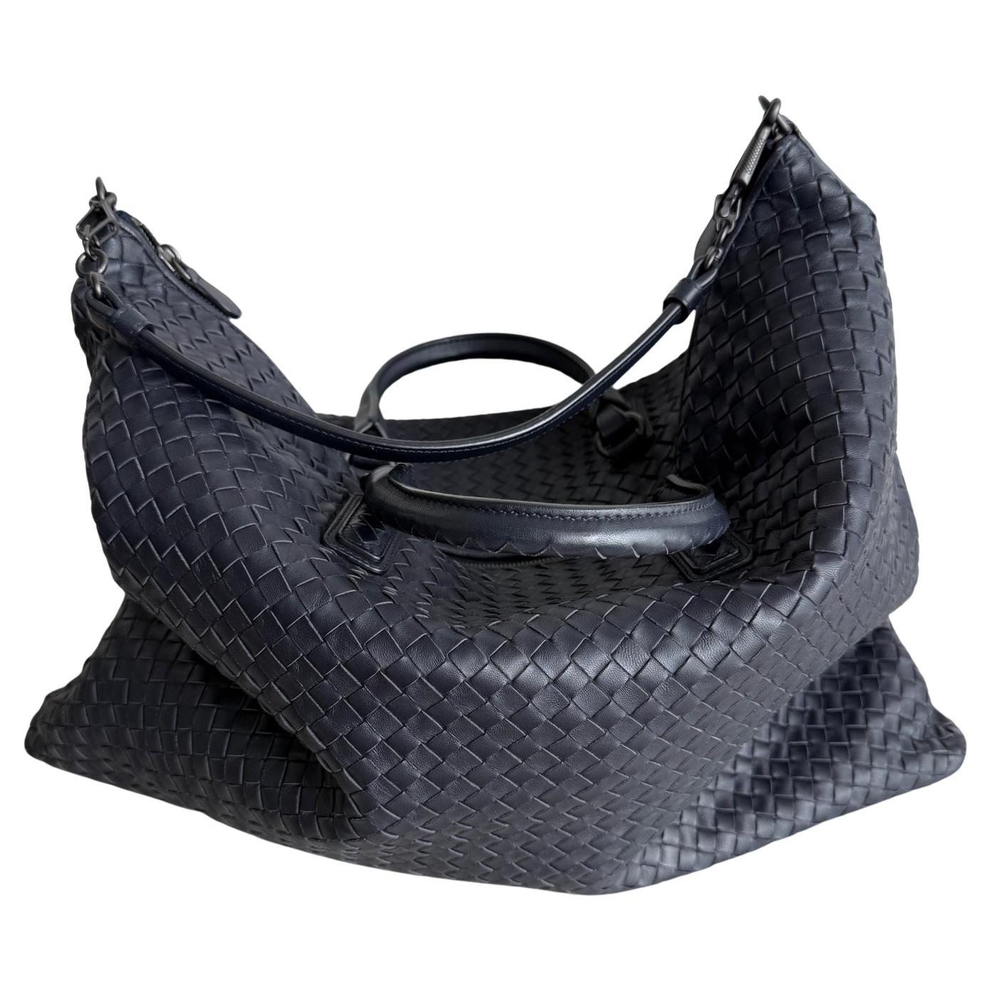 Bottega Veneta Maxi Convertible Tote Bag Dark Navy Leather 50cm For Sale