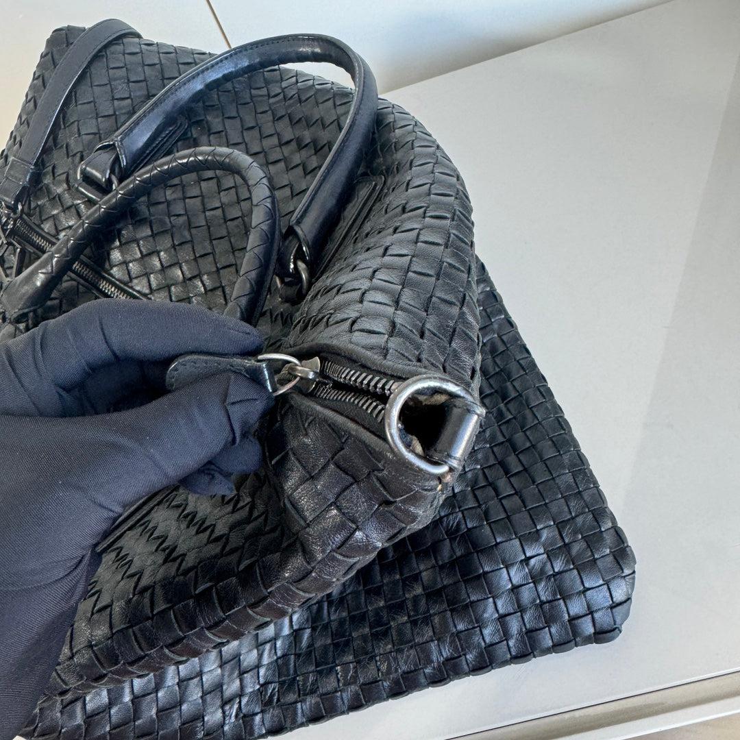 Women's Bottega Veneta Maxi Convertible Tote Bag Hobo Black Leather Two-way Carry 50cm