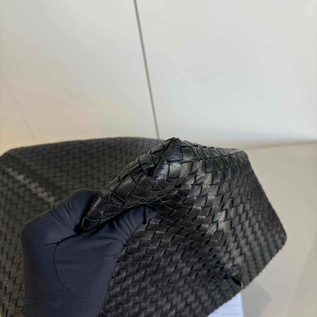 Bottega Veneta Maxi Convertible Tote Bag Hobo Black Leather Two-way Carry 50cm 4