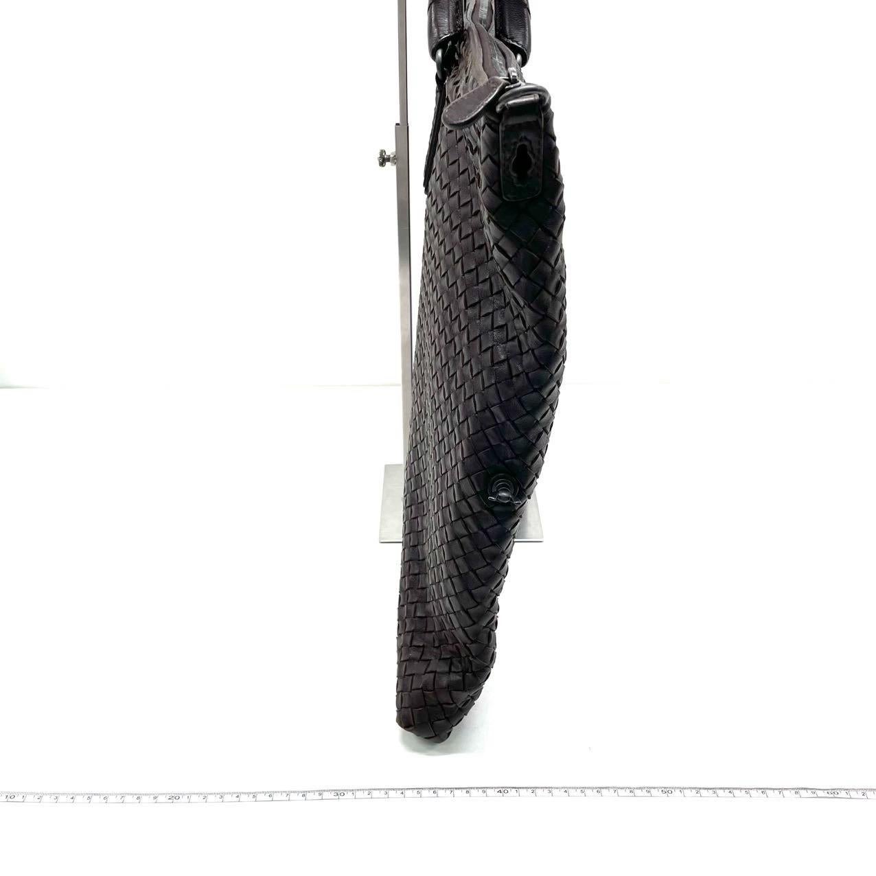 Bottega Veneta Maxi Bolso Tote Convertible Hobo Piel Marrón Oscuro Bidireccional 5 Gris en venta
