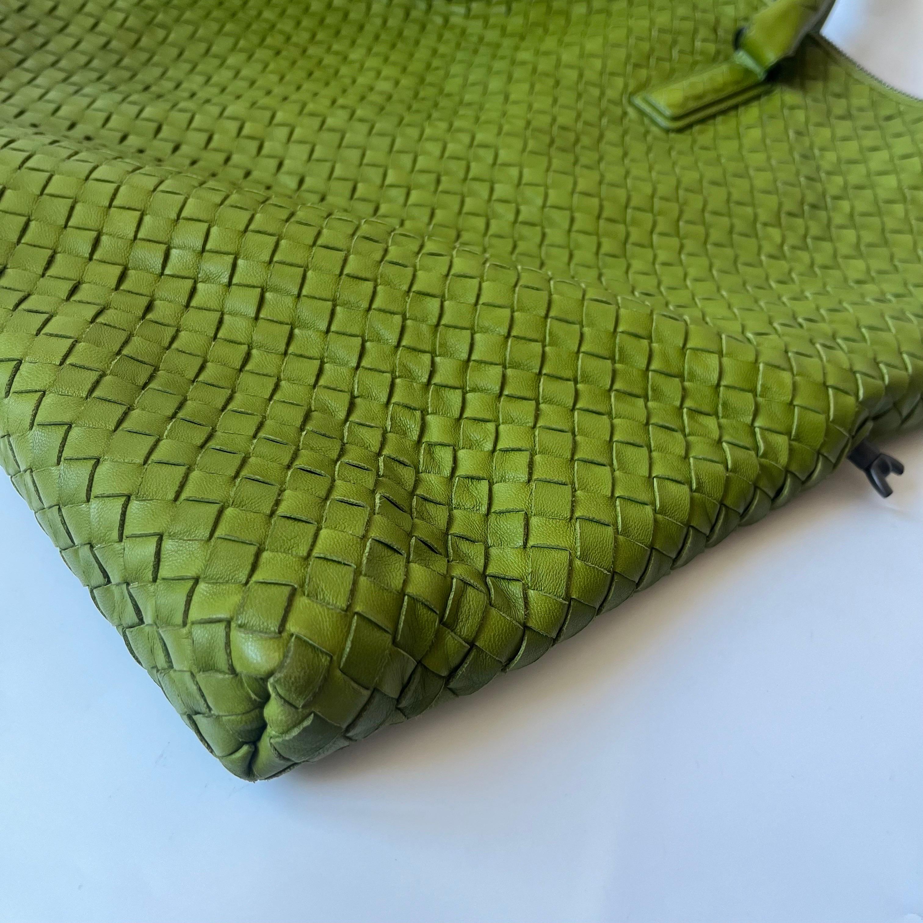 Bottega Veneta Maxi Convertible Tote Bag Hobo Green Leather Two-way Carry 52cm 7