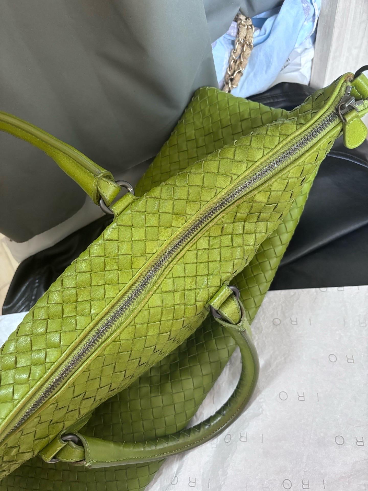 Bottega Veneta Maxi Convertible Tote Bag Hobo Green Leather Two-way Carry 52cm 14
