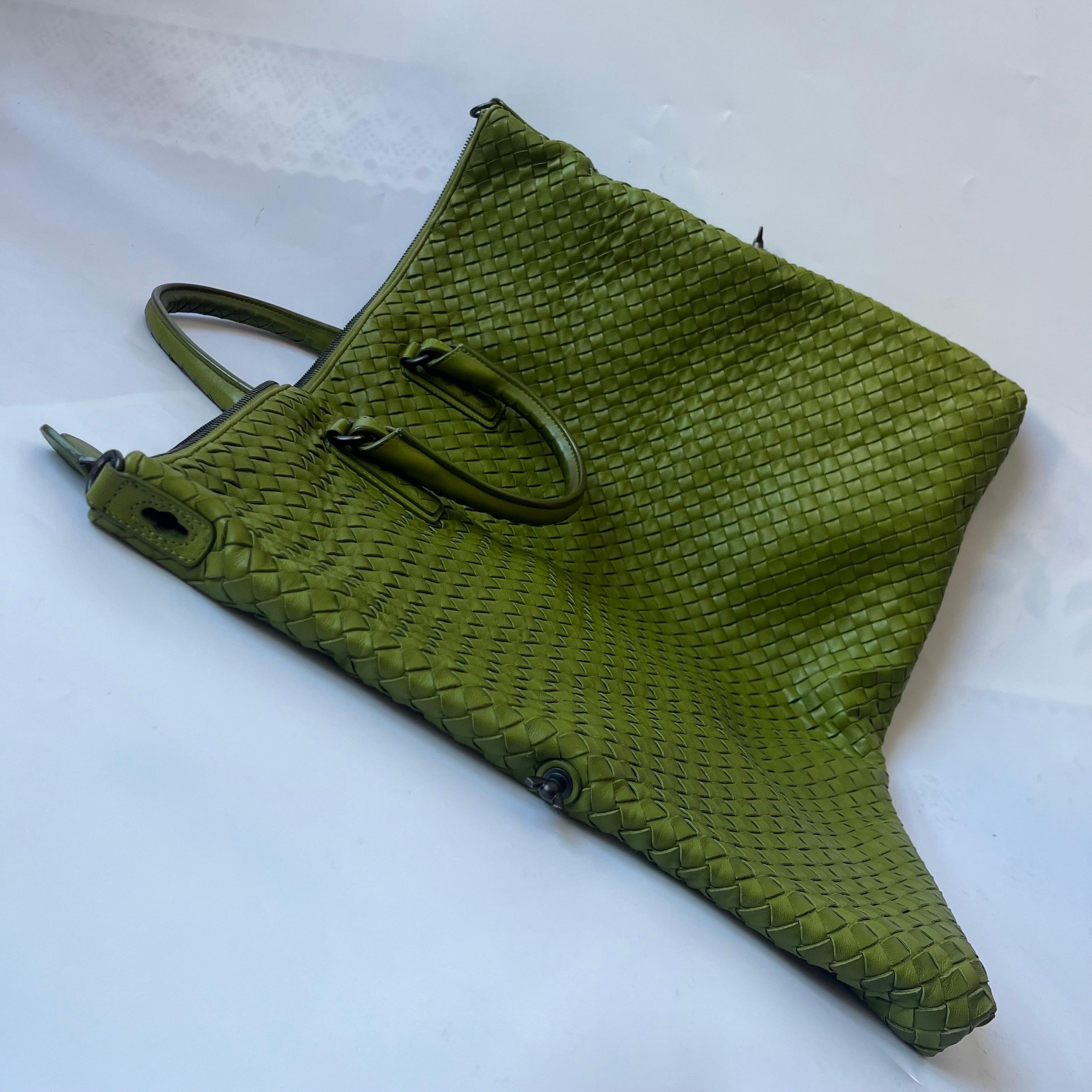 Bottega Veneta Maxi Convertible Tote Bag Hobo Green Leather Two-way Carry 52cm 4