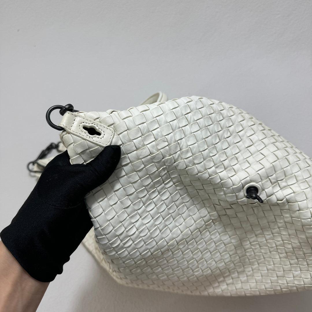 Bottega Veneta Maxi Convertible Tote Bag White Leather Two-way Carry 50cm 1