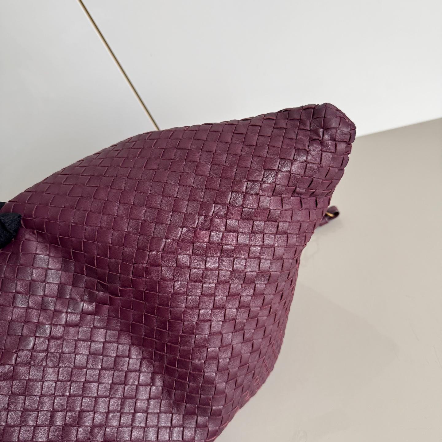 Bottega Veneta Maxi Convertible Tote Bag Wine Burgundy Leather Gold Hardware 50c For Sale 6