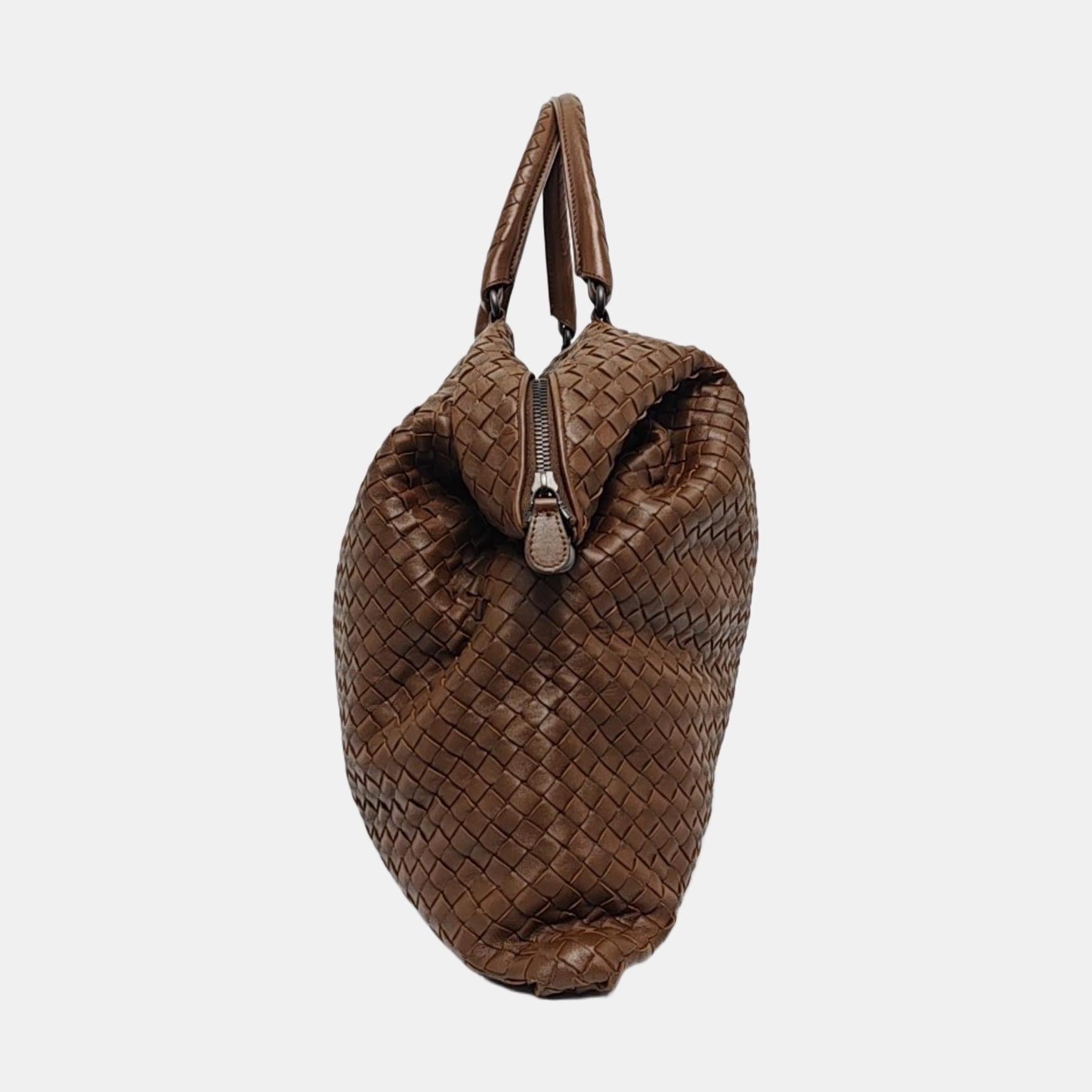 Bottega Veneta Maxi Convertible Tote Dark Chocolate Brown Leather 50cm en vente 5
