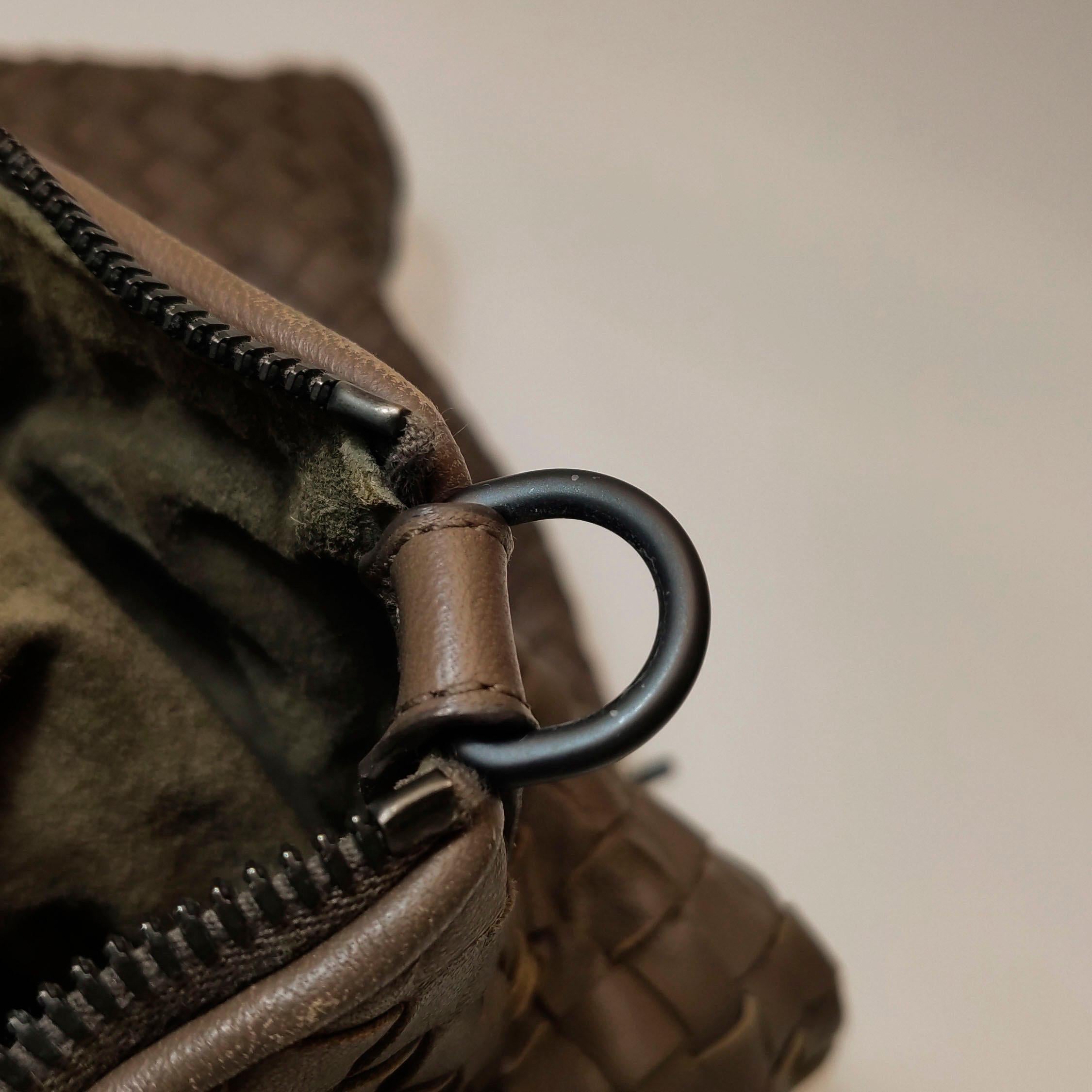 Bottega Veneta Maxi Convertible Tote Dark Chocolate Brown Leather 50cm en vente 10