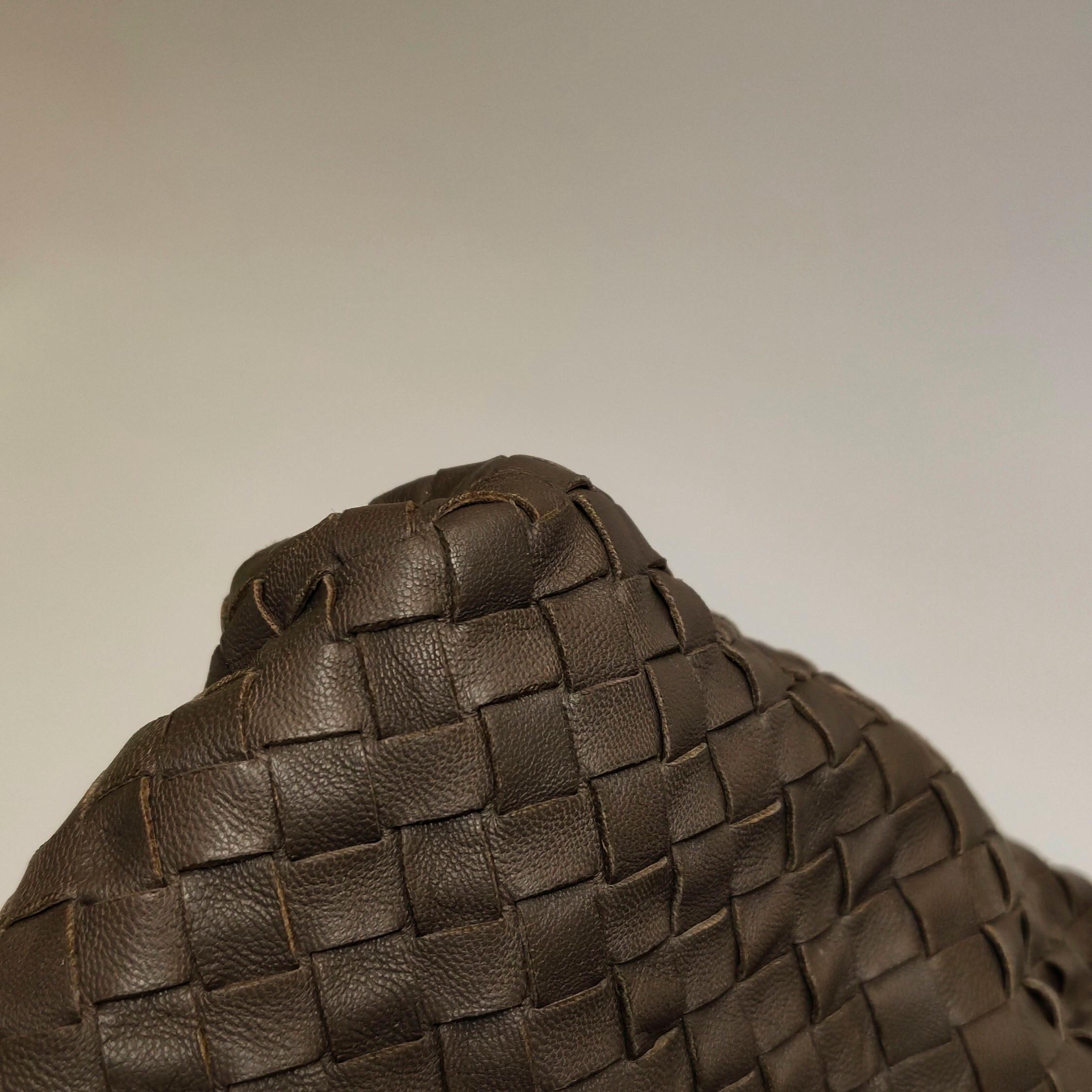 Bottega Veneta Maxi Convertible Tote Dark Chocolate Brown Leather 50cm en vente 12